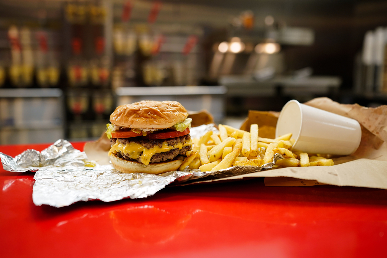 04 Five Guys (1)