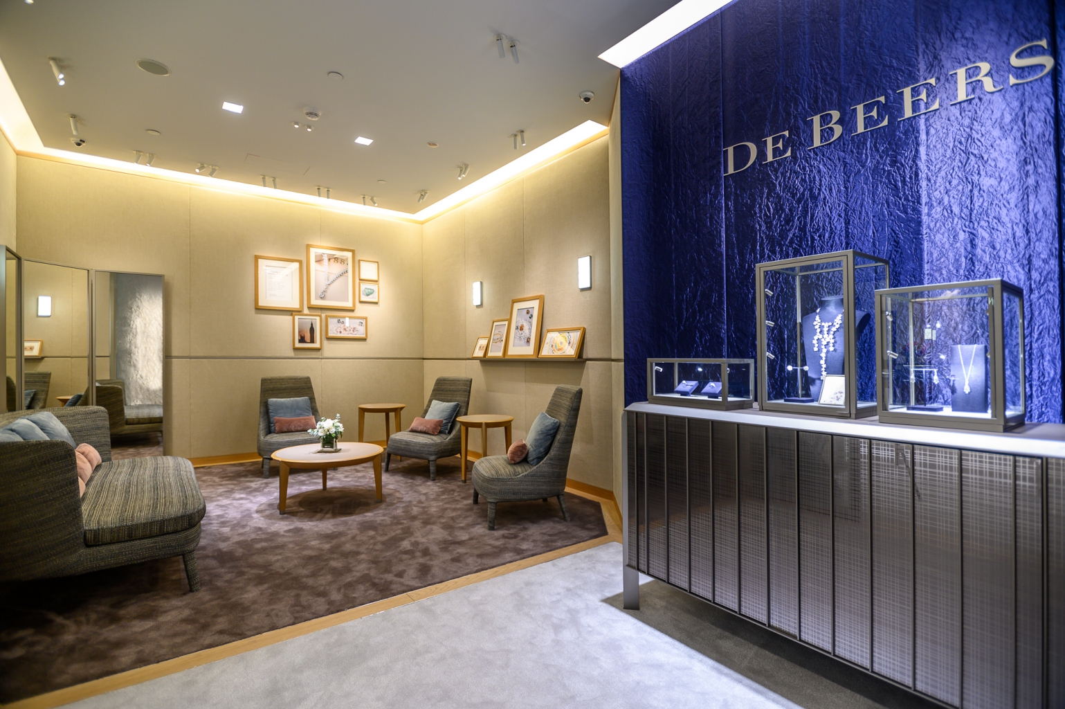 De Beers台北101精品店